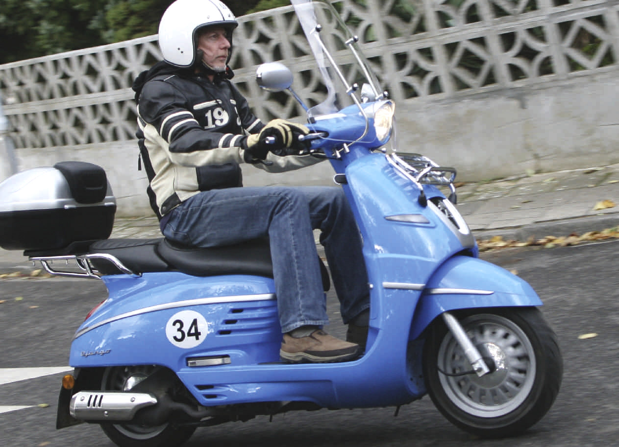 16_8_Test_Peugeot_Django_ret